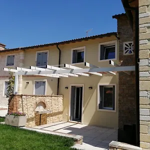 villavecchia.hotelinveneto.com/